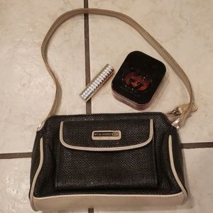 🎈🎈sale🎈🎈Liz Claiborne black and tan mini purse